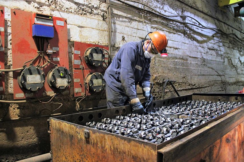 Работа на глубине: железногорцы отмечают День шахтера