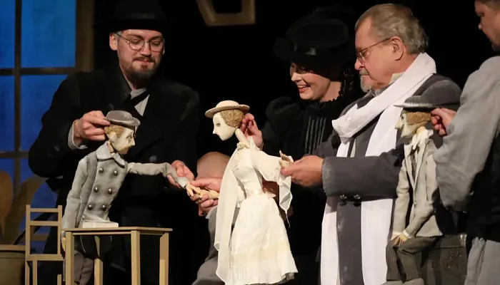 В Железногорске впервые выступил Мурманский областной театр кукол