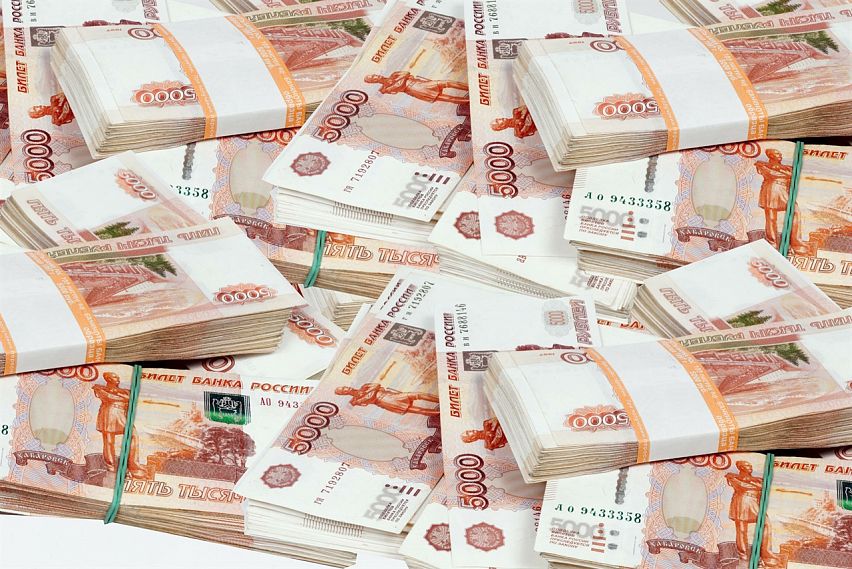 Еще одна жительница Железногорска обогатила аферистов на миллион рублей