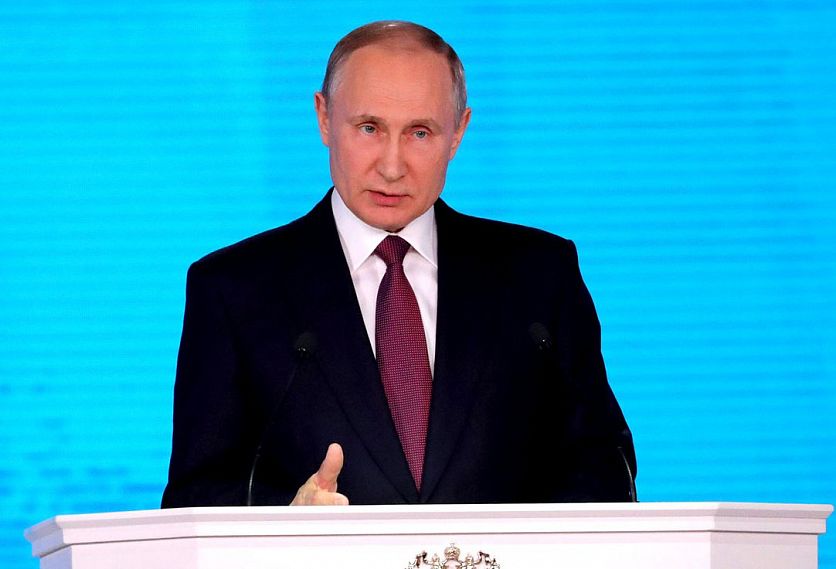 Президент РФ Владимир Путин выступил с Посланием Федеральному Собранию
