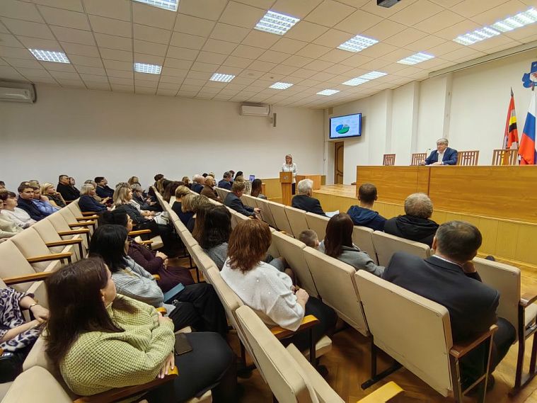 Александр Михайлов на слушаниях бюджета: «Нам скрывать нечего, мы развиваем город вместе с вами»