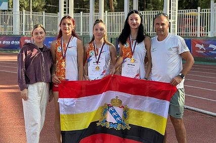 Железногорские легкоатлетки стали рекордсменками страны