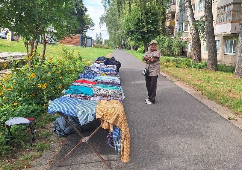 В Железногорске оштрафовали продавцов за незаконную торговлю на улице