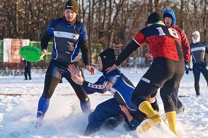 В Железногорске прошёл чемпионат ЦФО по регби на снегу