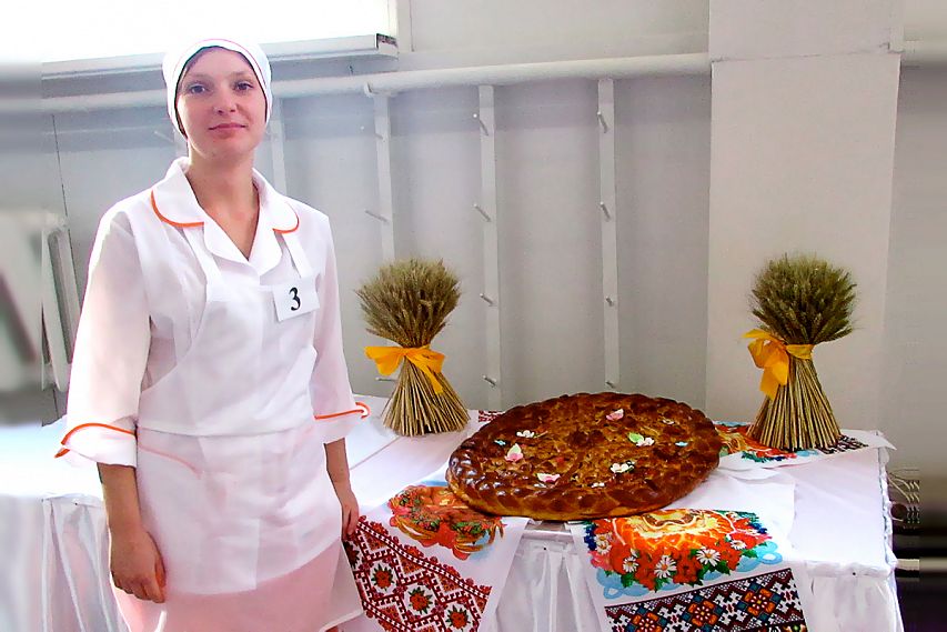 Железногорский хлебопек Светлана Борисова стала третьей на областном конкурсе профессионального мастерства