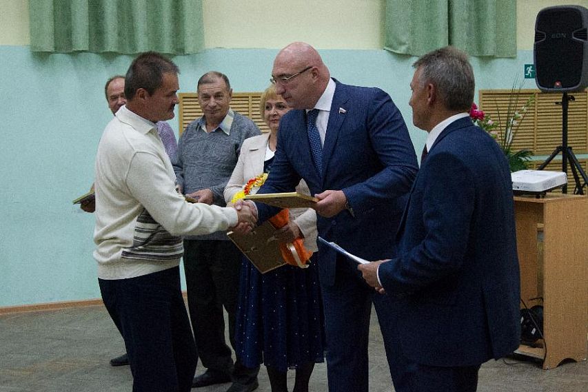 В Железногорске поздравили с юбилеем управление железнодорожного транспорта
