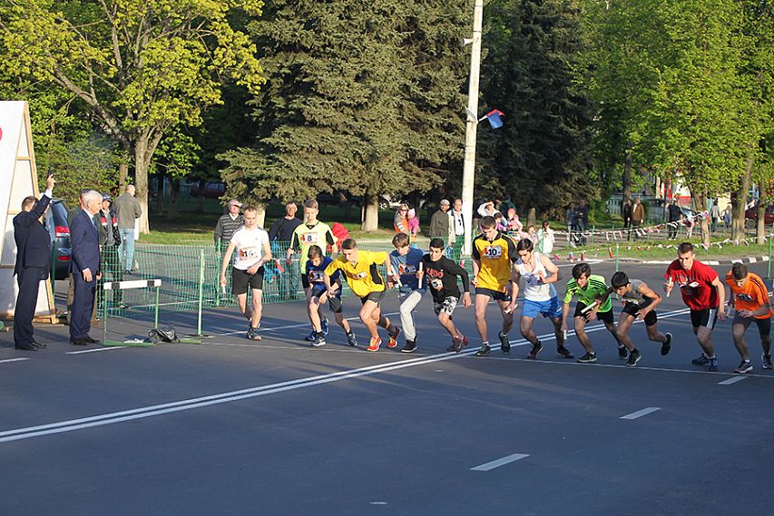 В Железногорске состоялась традиционная легкоатлетическая эстафета, посвященная празднику Великой Победы