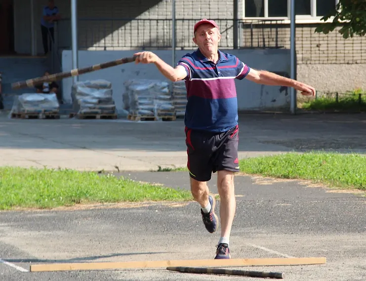 «Тёщу» здесь не любят. Как прошли соревнования по городошному спорту