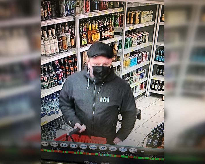 В Железногорске разыскивается мужчина, совершивший кражу из магазина