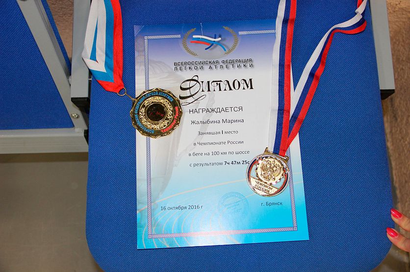 Таксидегі порно