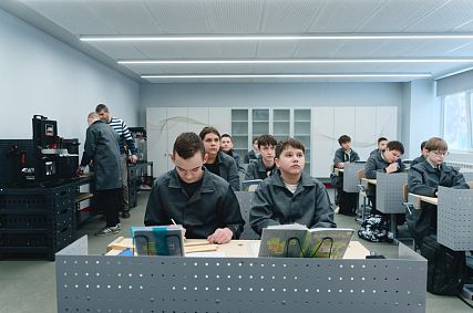 В школе № 13 открыли новый класс технологии для мальчиков 