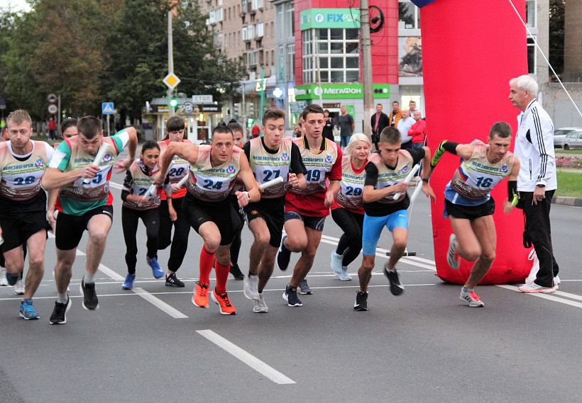 Скорость, помноженная на тактику: в Железногорске прошла легкоатлетическая эстафета 