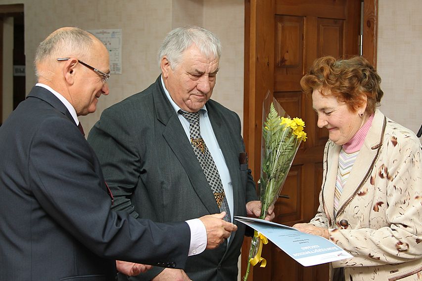 Сегодня в Железногорске поздравили соцработников городских служб и ветеранских организаций