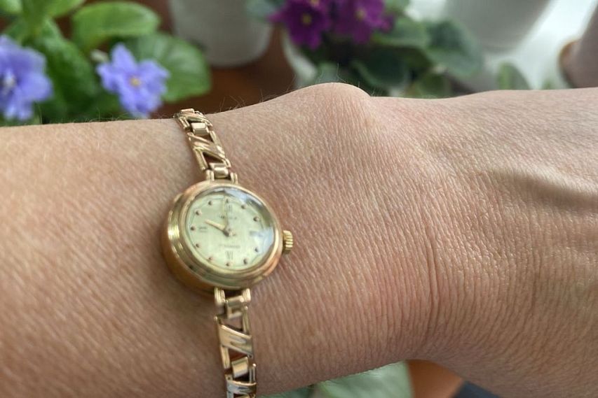 Как соцсети помогли железногорке найти золотые часы