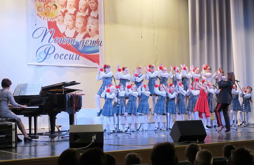 Музыка их связала: железногорская музыкально-хоровая школа им. Георгия Струве отметила 35-летний юбилей