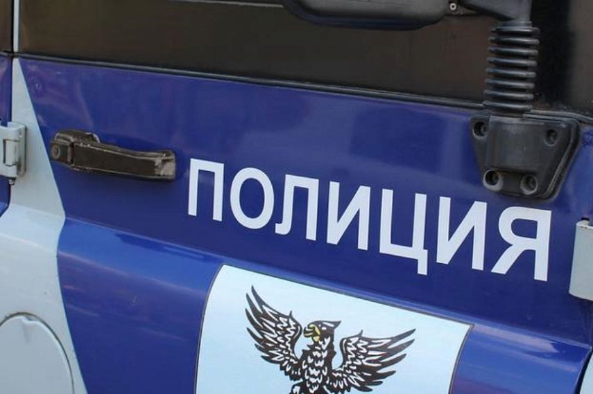 В Железногорске полицейские задержали курьеров телефонных аферистов