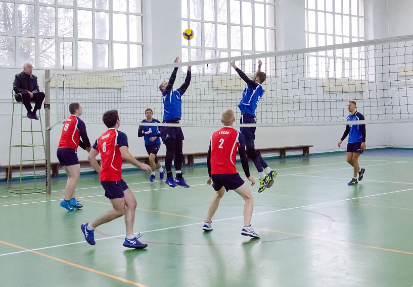 Железногорские волейболисты разыграли кубок Прибыльнова