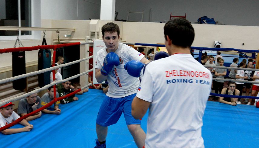 В Железногорске показательные выступления боксёров привлекли в секции новых воспитанников
