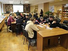 Студенты железногорских колледжей «примерили» на себя рабочие профессии