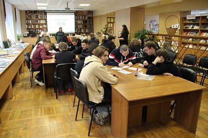 Студенты железногорских колледжей «примерили» на себя рабочие профессии