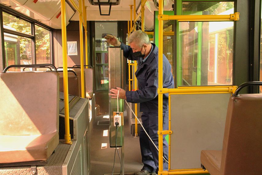 Наше главное предприятие: автобусы МГОКа проходят обработку рециркуляторами воздуха