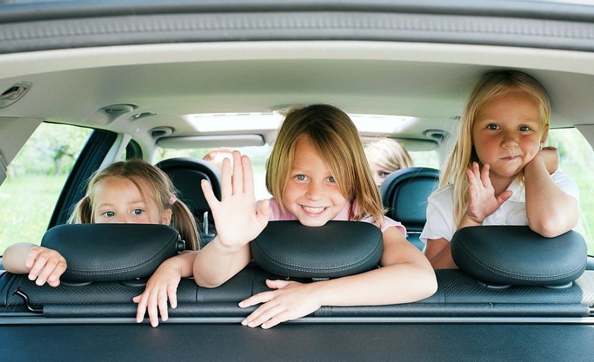 Советы Zhel.City: путешествие в машине с детьми 