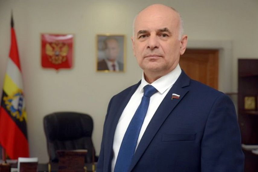 Председатель Курской областной думы Юрий Амерев подал в отставку