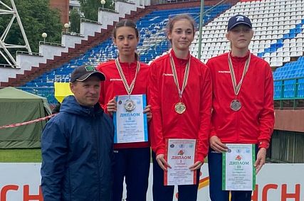 Железногорские легкоатлеты завоевали полный комплект медалей на соревнованиях в Белоруссии