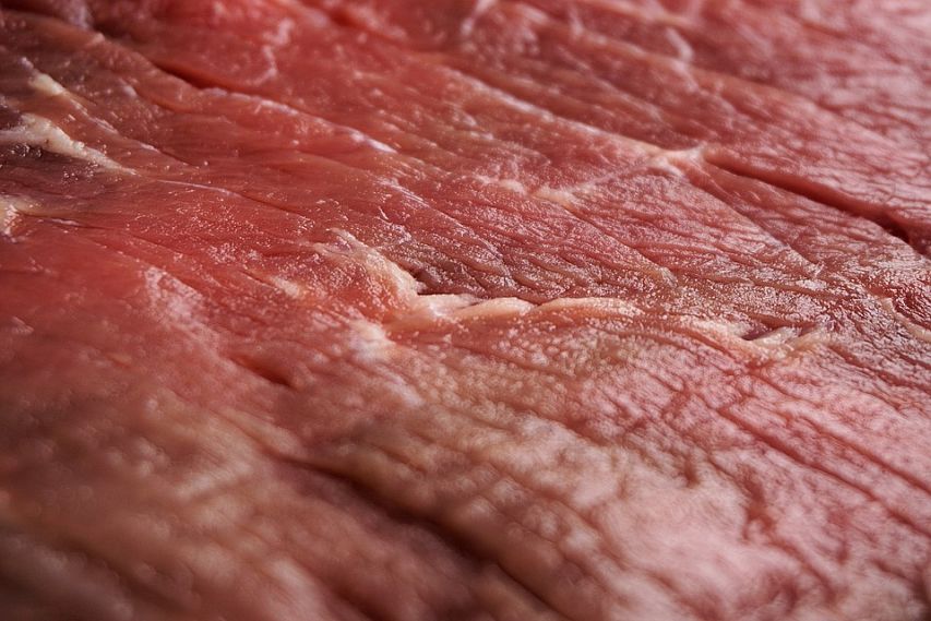 В Курской области уничтожили почти 900 кг заражённого мяса 